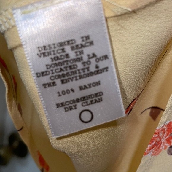 Flynn Skye Kingsley Top Sunshine Blooms Sz M - Picture 11 of 11